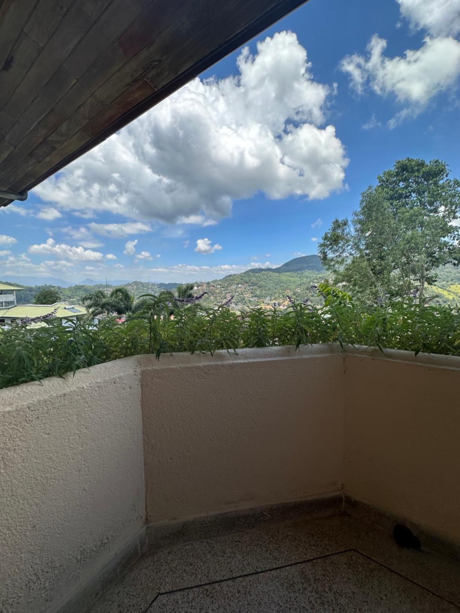 The Views Kandy - 360 Mountain View Exterior photo